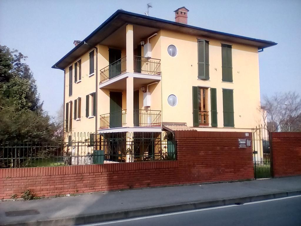 Locanda I Tarocchi Vailate Exterior photo